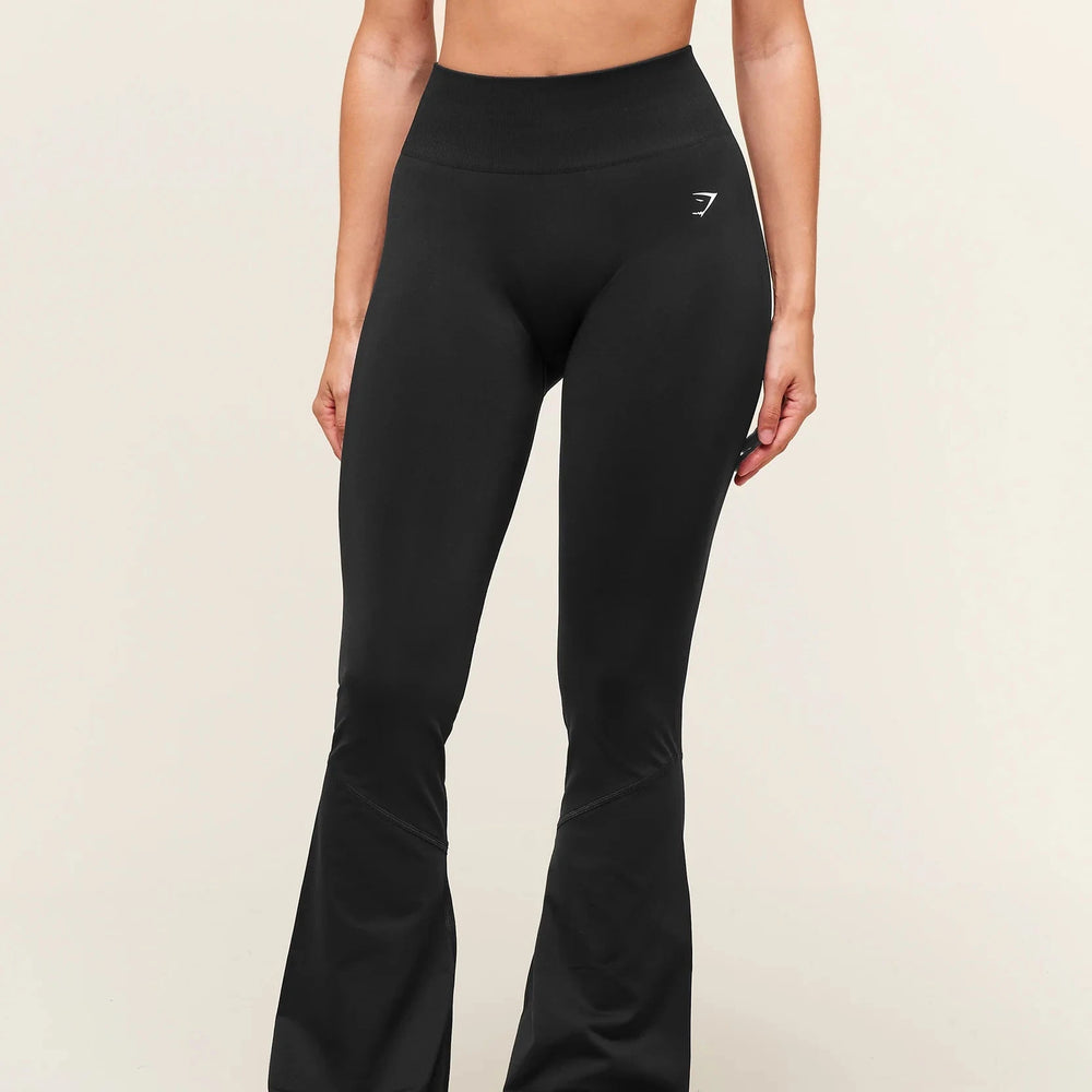 PREVENTA - Everyday Seamless Flared Legging